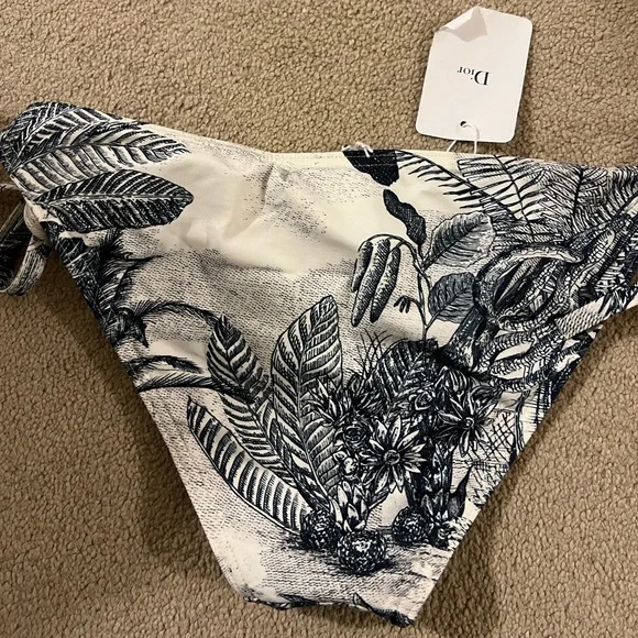 DIOR Toile de Jouy Porcelain Blue Bikini Top & Bottom Set XS NWT - Picture 8 of 10